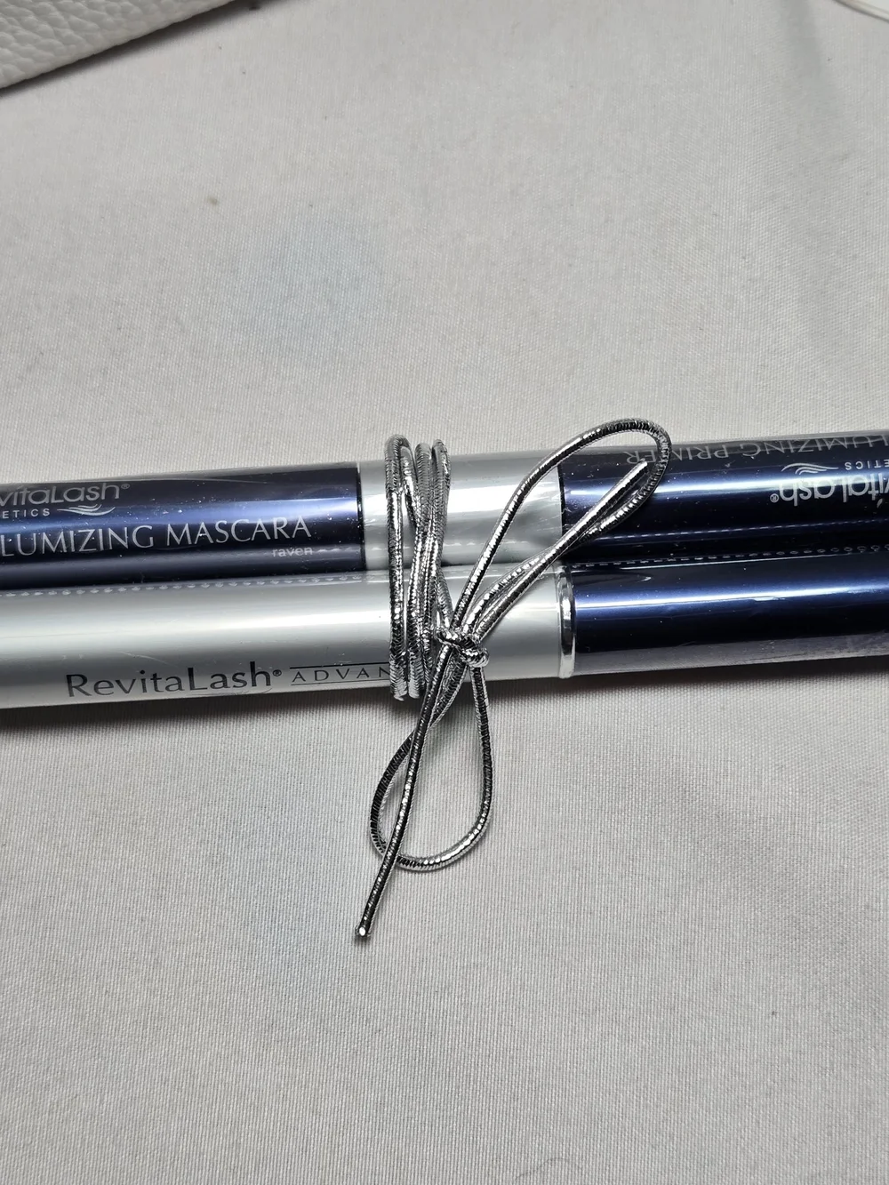 REVITALASH Gift Set Advanced Eyelash Conditioner Primer & Mascara Volumizing